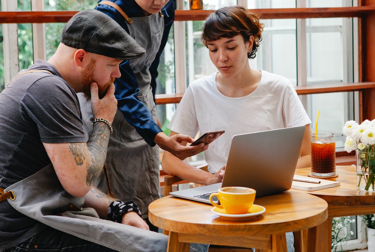 A Quick Guide to Understanding Restaurant Regulations in the UK