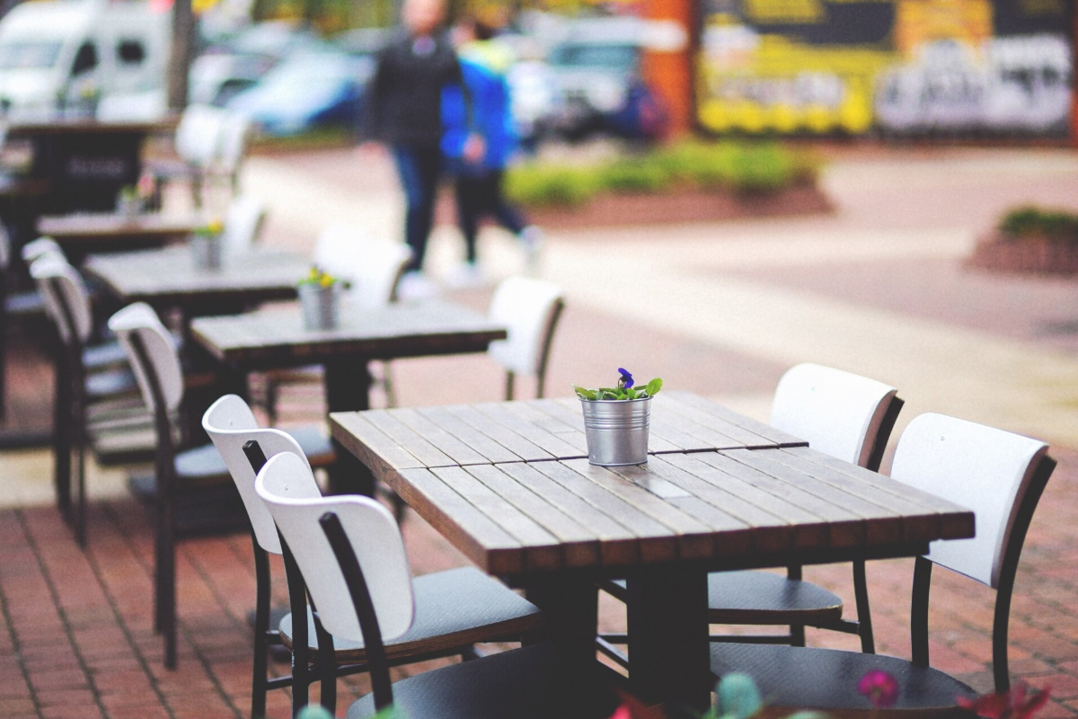 Restaurant with Out Door Seatings