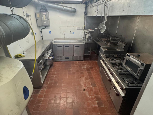 commercial kitchen to rent in earls court