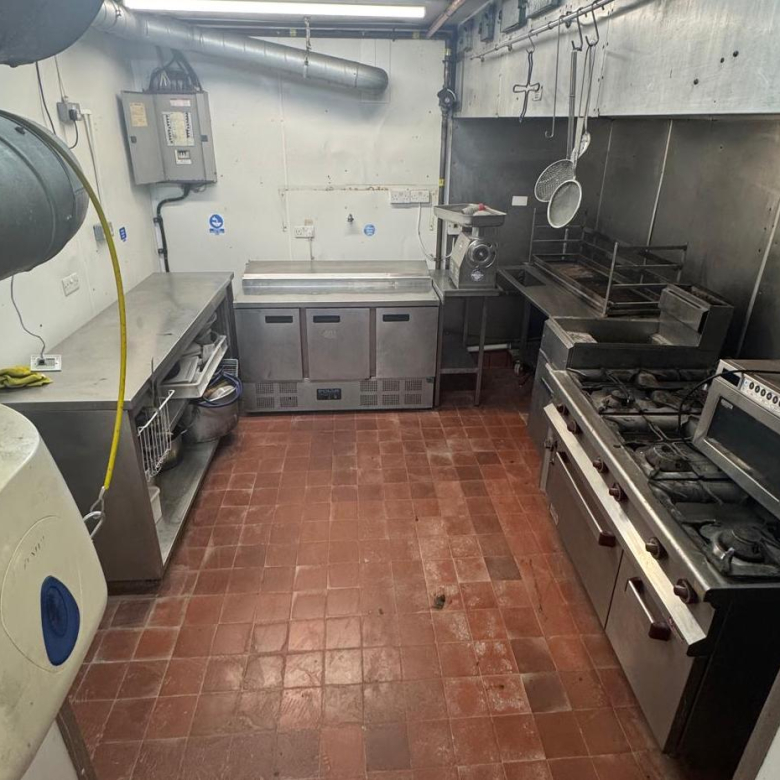 commercial kitchen to rent in earls court