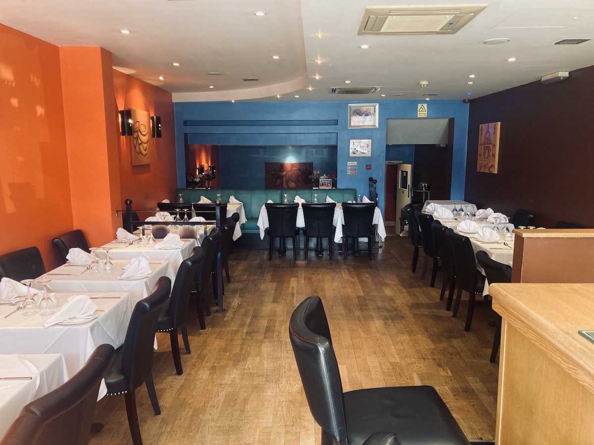 restaurant to let ealing